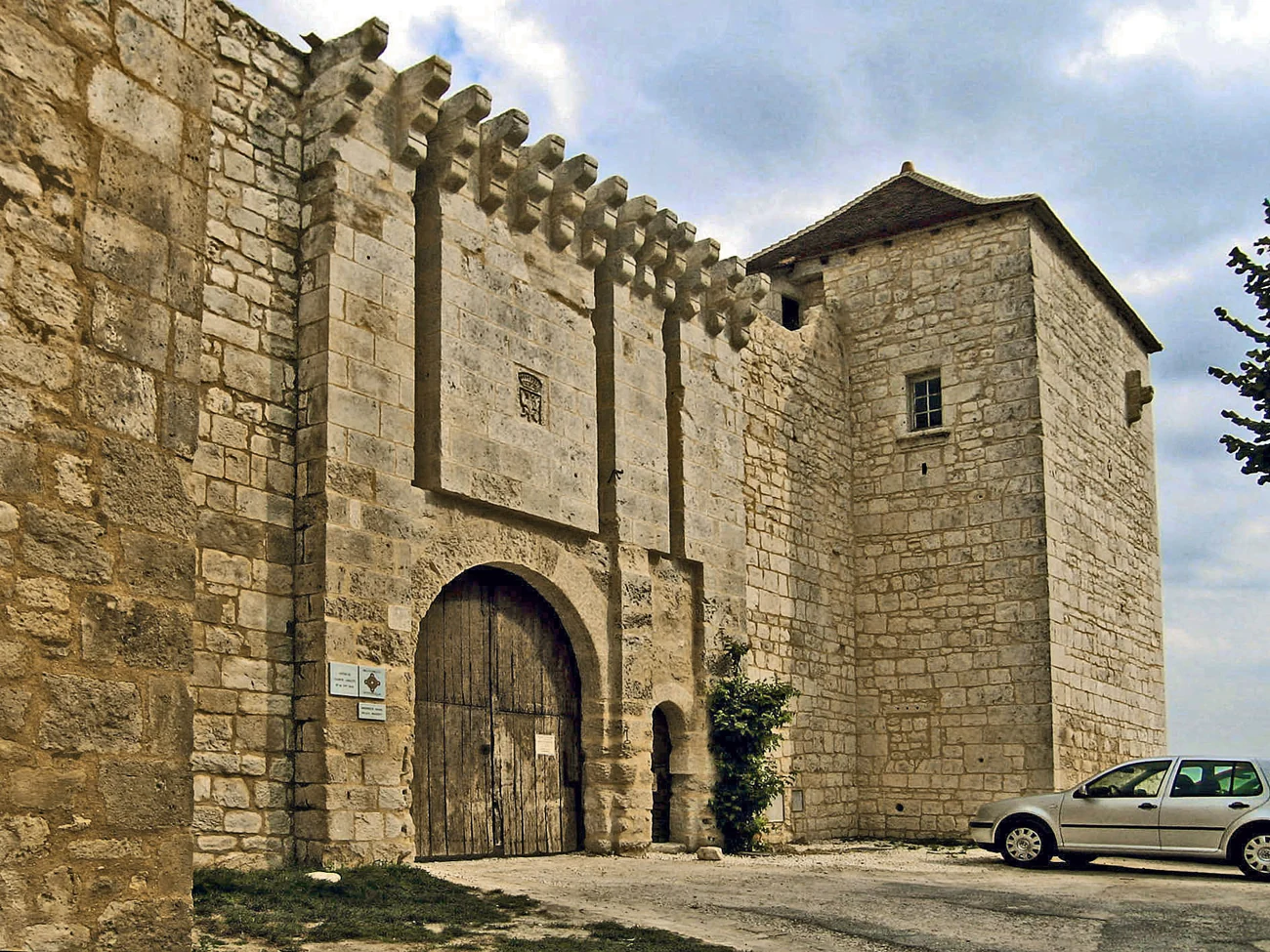 Château de Villebois-Lavalette, cadre des fonctions exercées par les Béliard de Beaupré